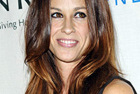Alanis-morissettes-hairstyles-for-rectangular-faces-shapes-side